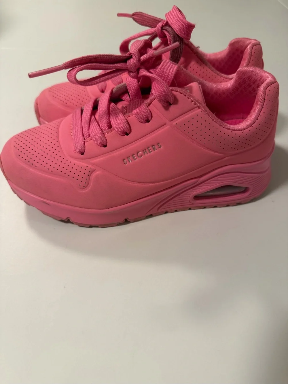 Skechers UNO Gen1 Neon Glow Hot Pink Girls Sneakers Size 13